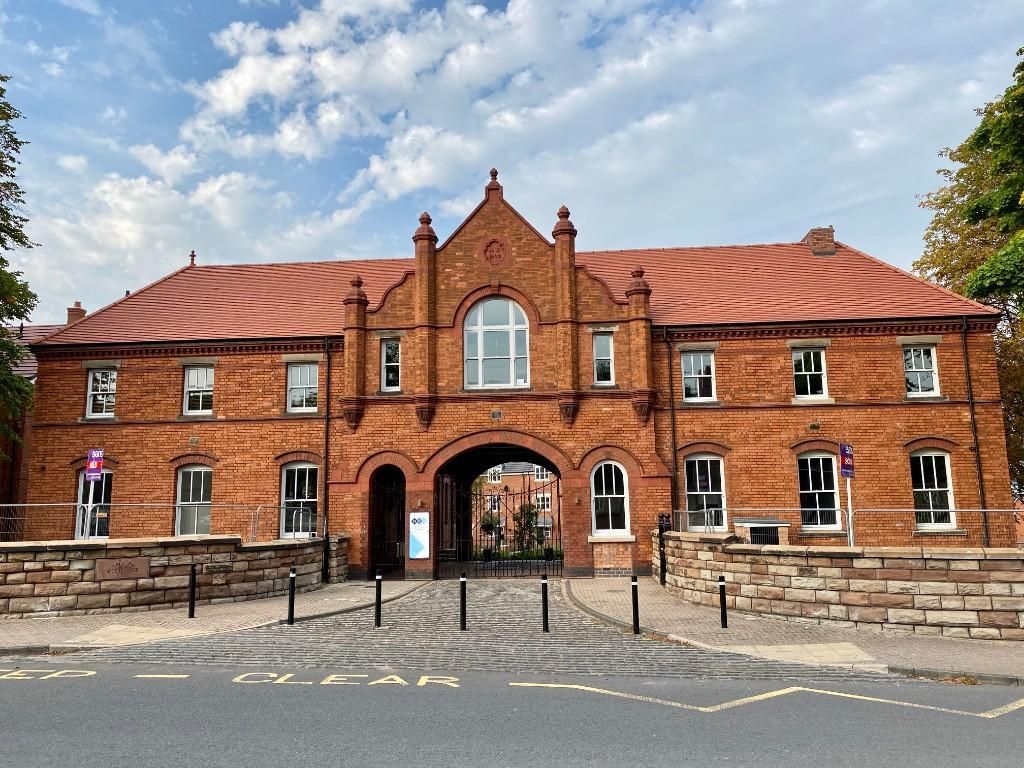 Property photo 1 of 16