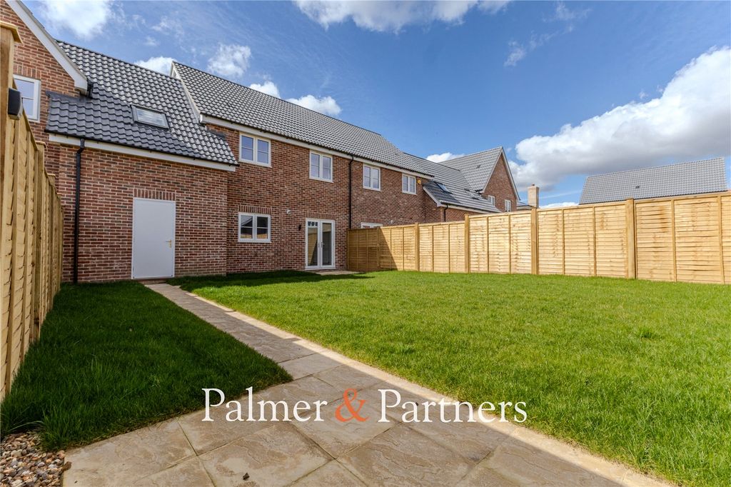 Property photo 2 of 16 Picture No. 03