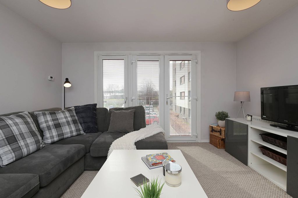 Property photo 3 of 21