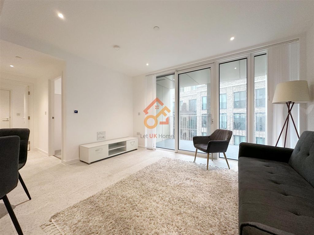 Property photo 2 of 32 _N-Fvnbfckyie3Gpp6Clla.Jpg