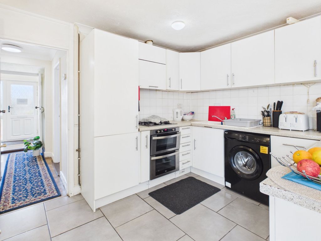 Property photo 3 of 14