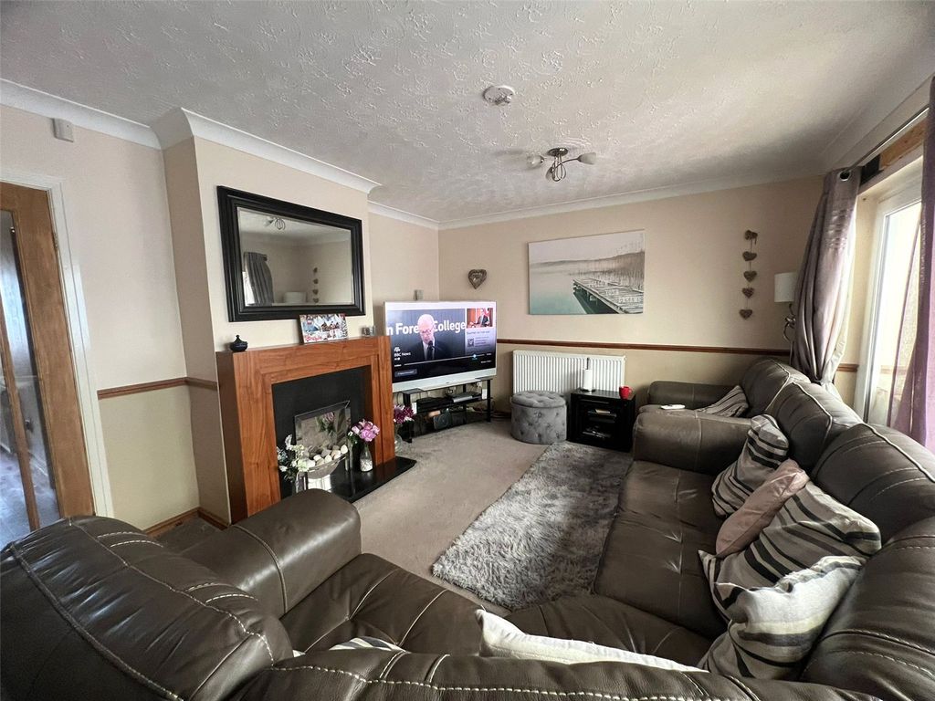 Property photo 3 of 18 Picture No. 10