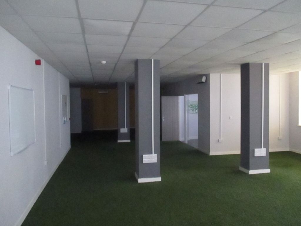 Property photo 2 of 3
