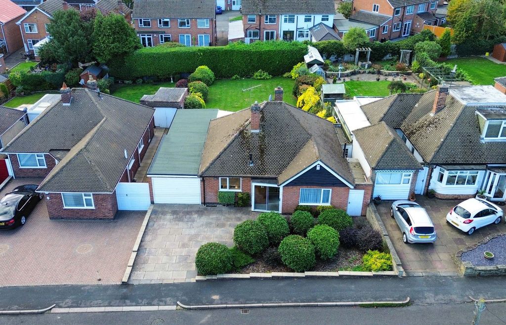Property photo 1 of 30