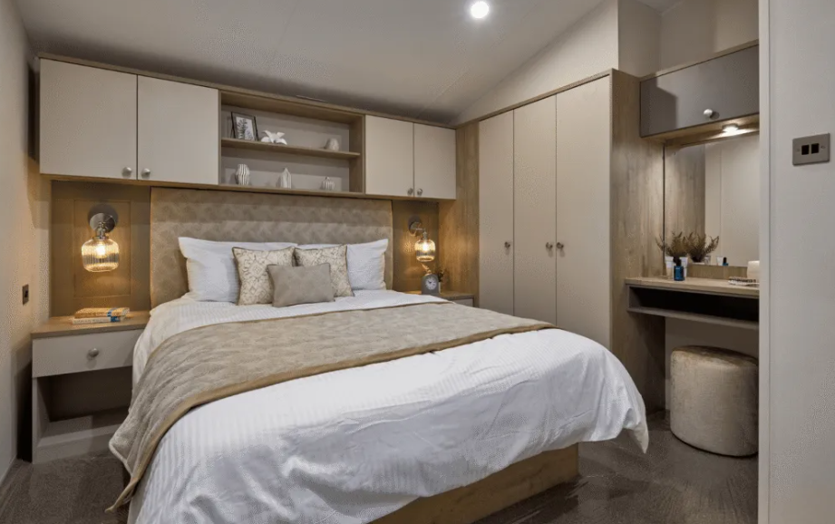 Property photo 3 of 6 Elegant Double Bedroom With Fitted Wardrobes And Dressing Table In Holiday Caravan