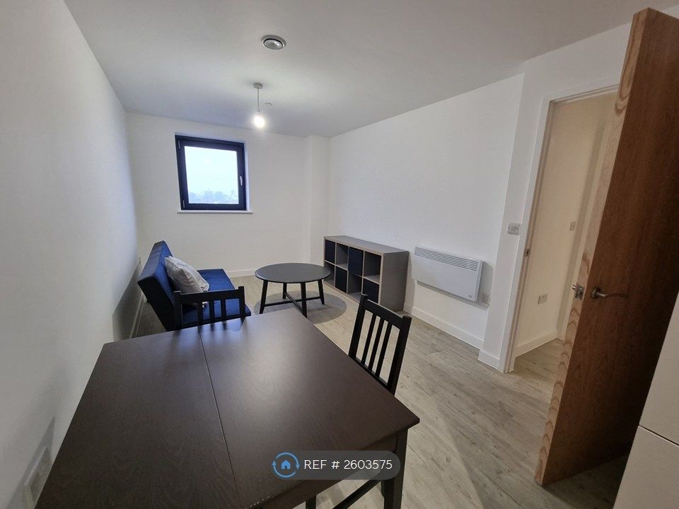 Property photo 2 of 8
