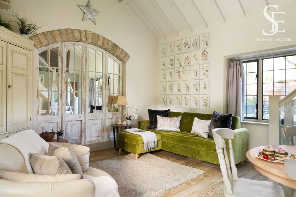 Property photo 2 of 26 Annexe Living Space