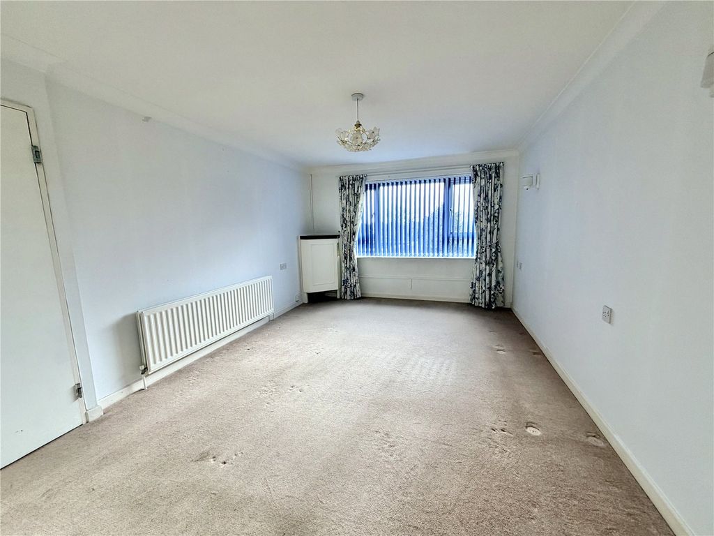 Property photo 3 of 7 Picture No. 06