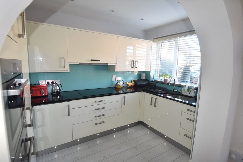 Property photo 2 of 11 Picture No. 02
