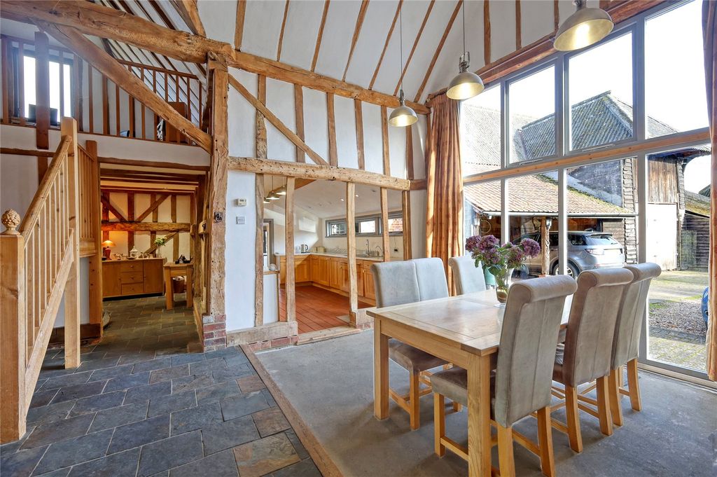 Property photo 2 of 10 Dining Room