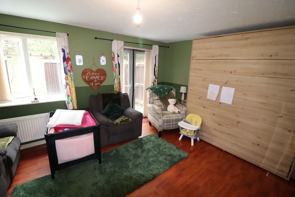 Property photo 2 of 13 Image 1