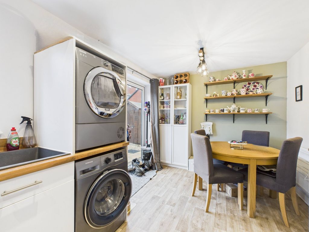 Property photo 3 of 15 Kitchen/Diner