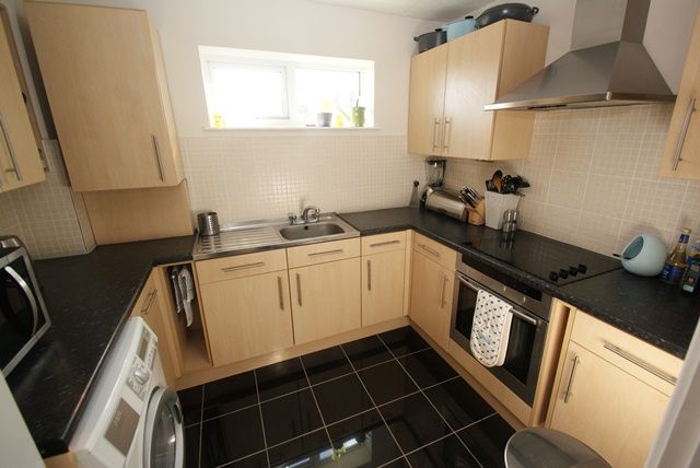 Property photo 3 of 6 Kellaway Ct 20 (3).J