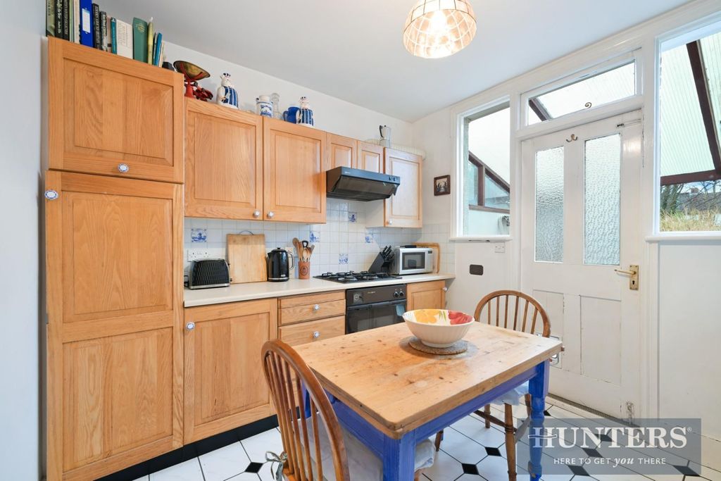 Property photo 3 of 14 Washington Road (1).Jpg