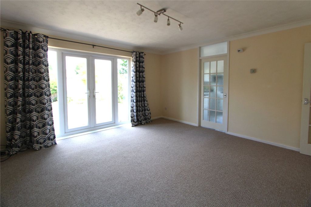 Property photo 2 of 11 Picture No. 11