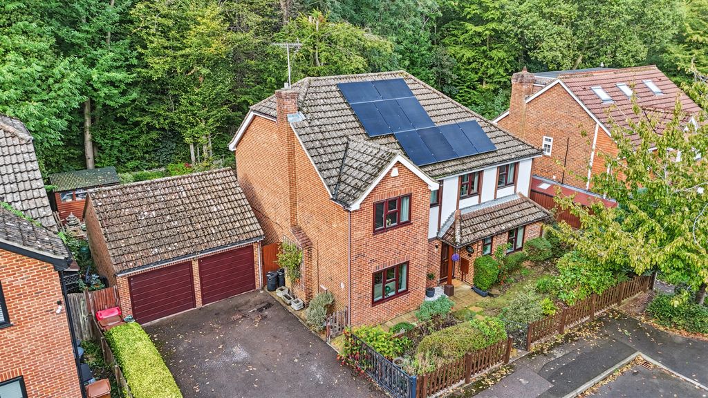 Property photo 1 of 30 5545580