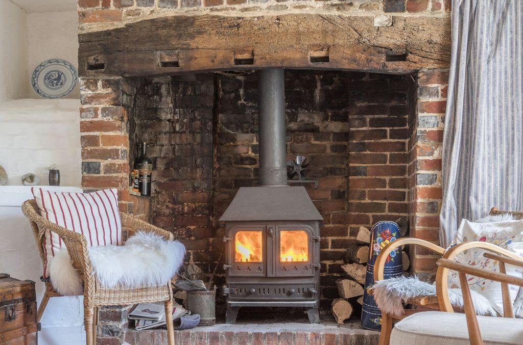 Property photo 3 of 27