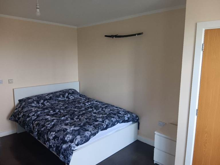 Property photo 1 of 2