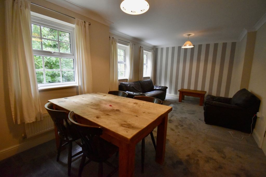 Property photo 3 of 7 Dsc_0383