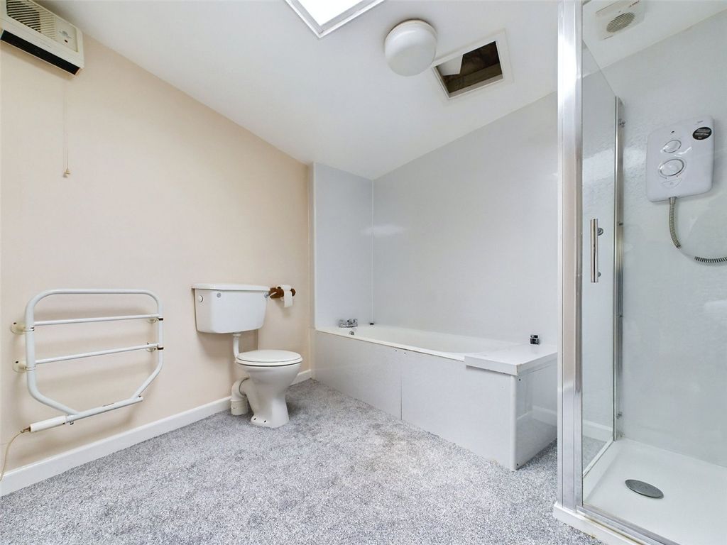 Additional image 7 of 2 bed flat for saleTower Street, Launceston PL15