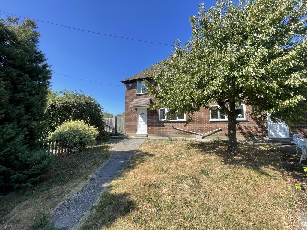 Property photo 1 of 15 Photo 16