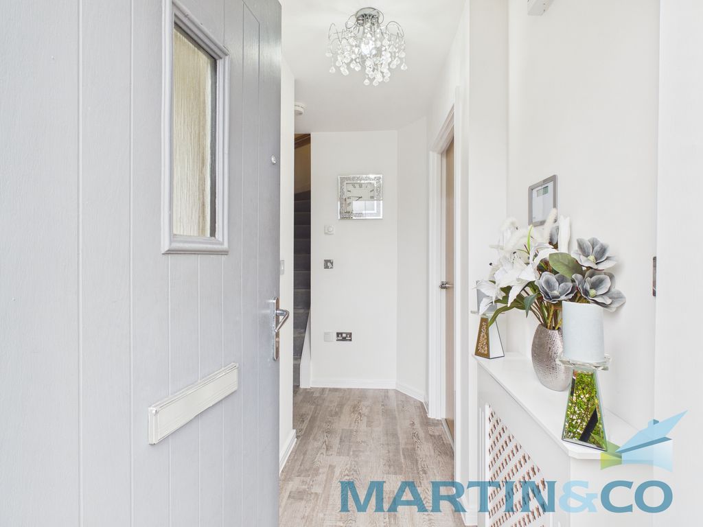 Property photo 2 of 27 Cam01870G0-Pr0197-Still011