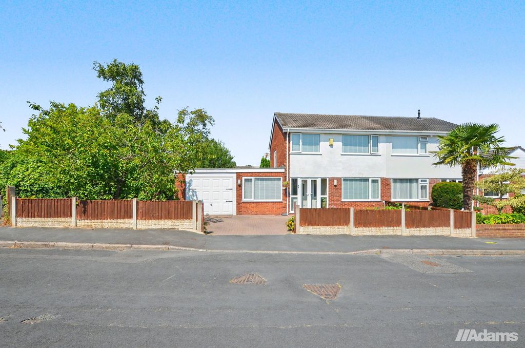 Property photo 1 of 31