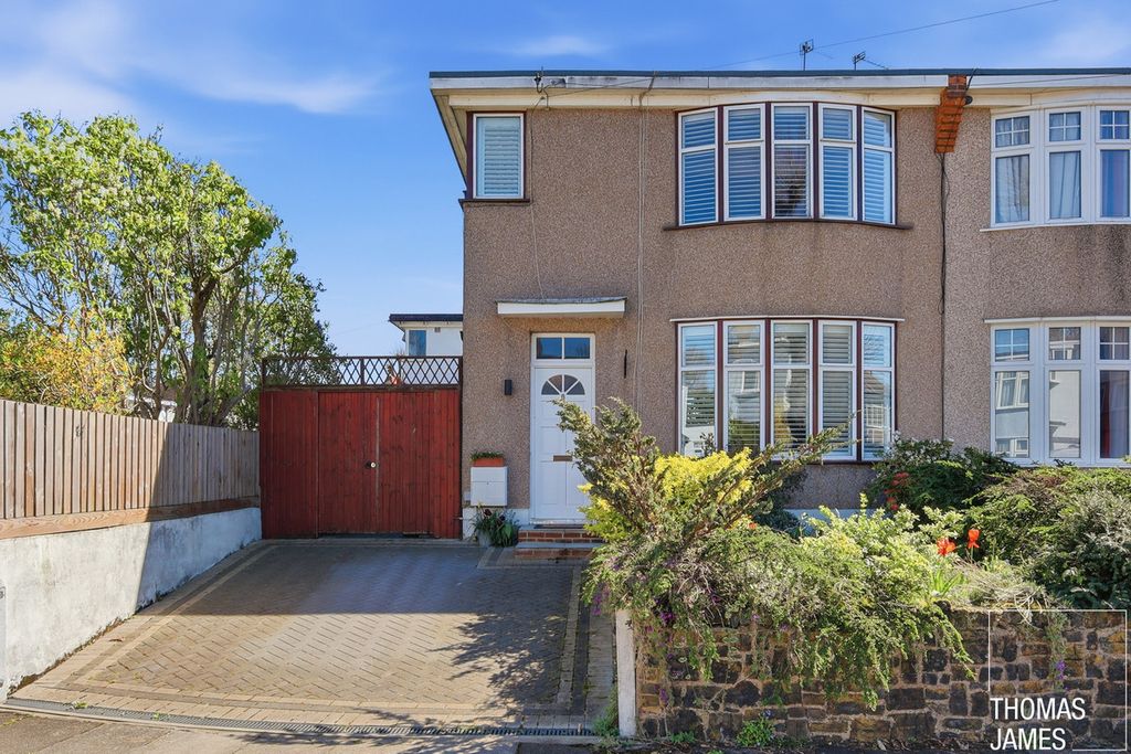 Property photo 1 of 21