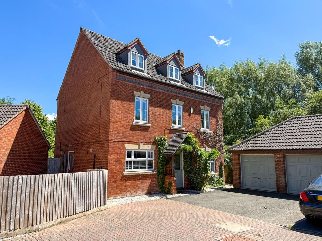 Property photo 1 of 17 Img_5973.Jpg