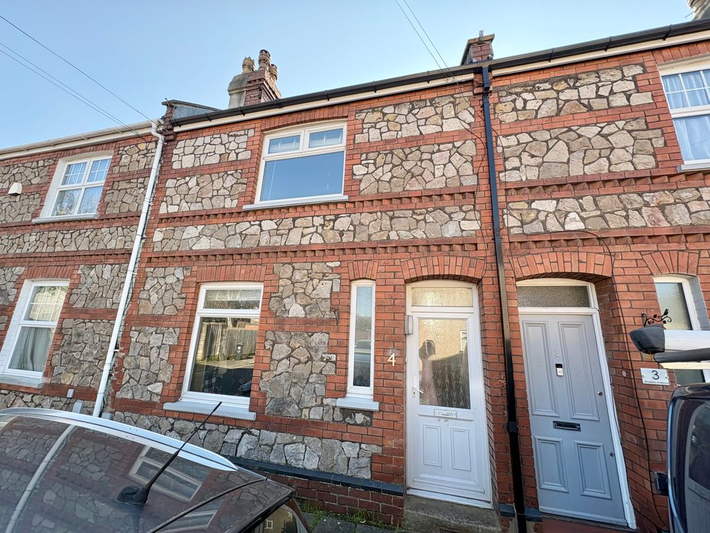 Property photo 3 of 11