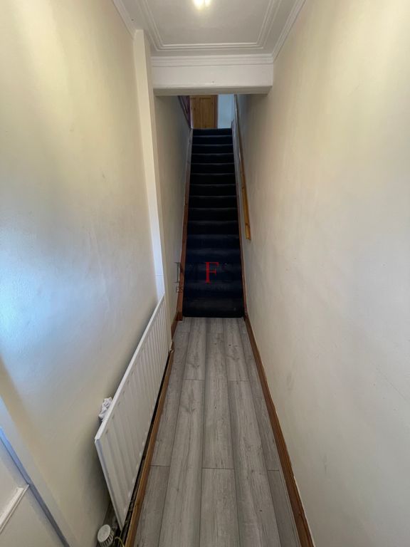 Property photo 3 of 12 Photo 2