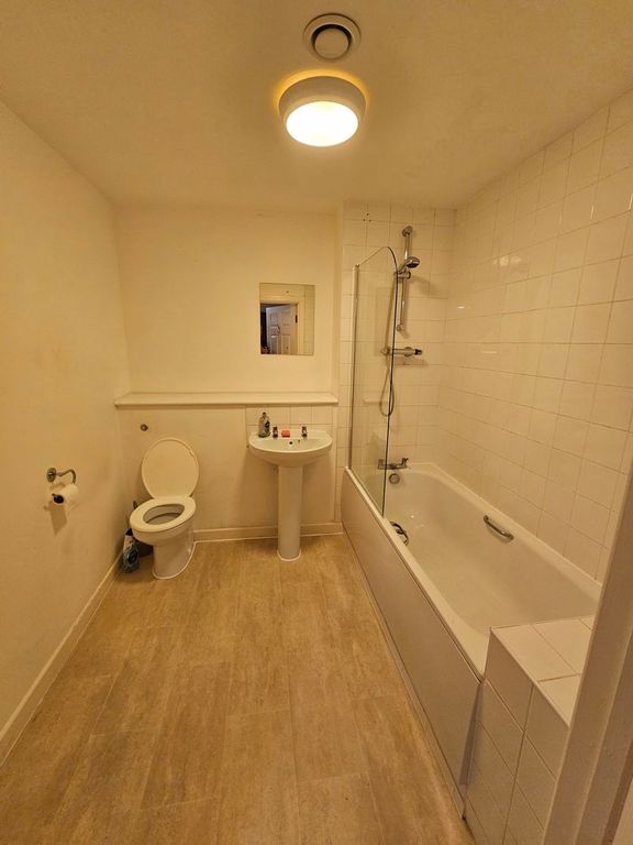 Property photo 2 of 7 Photo 10