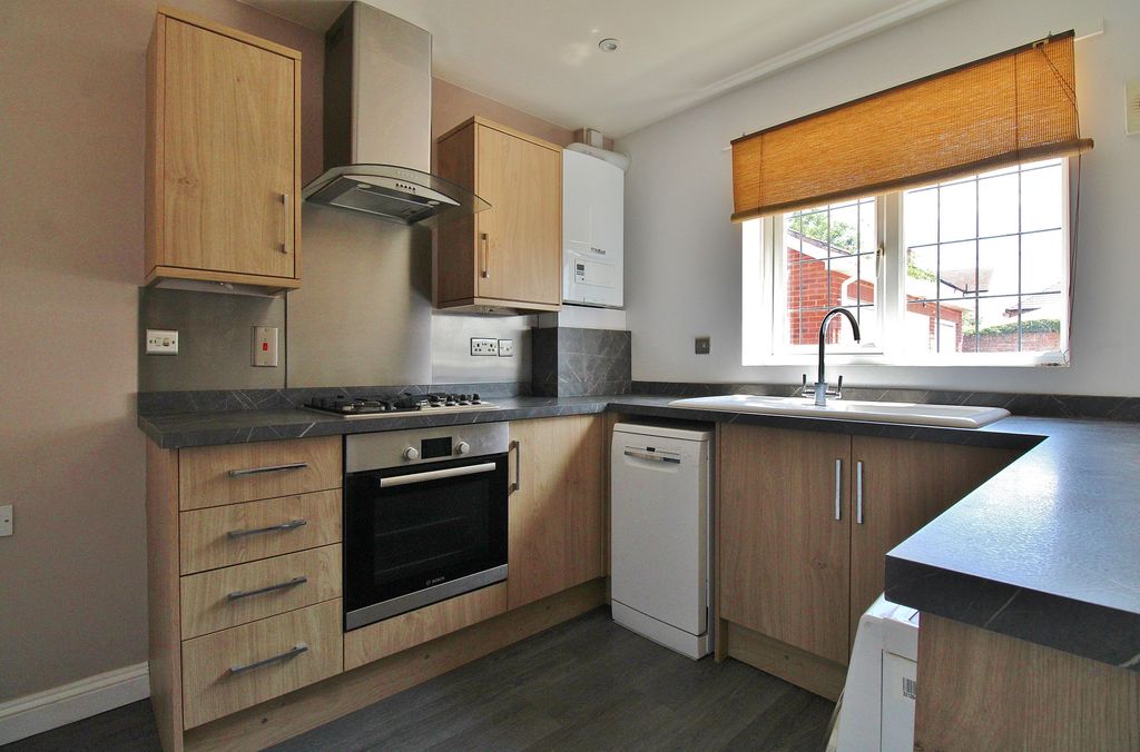 Property photo 2 of 29