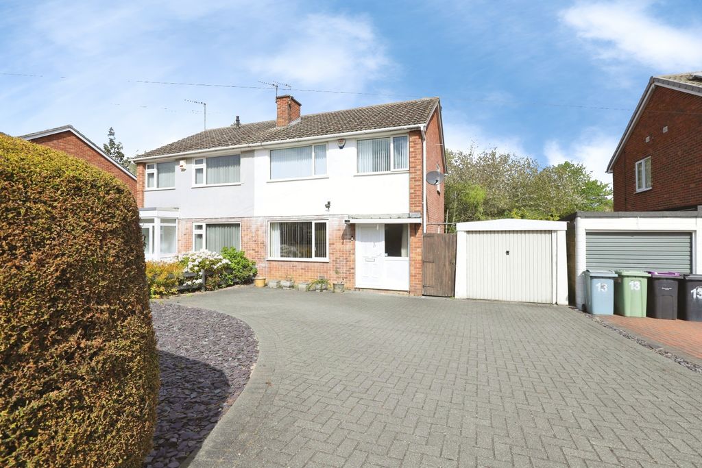 Property photo 1 of 13