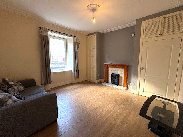 Property photo 3 of 10 Photo 3