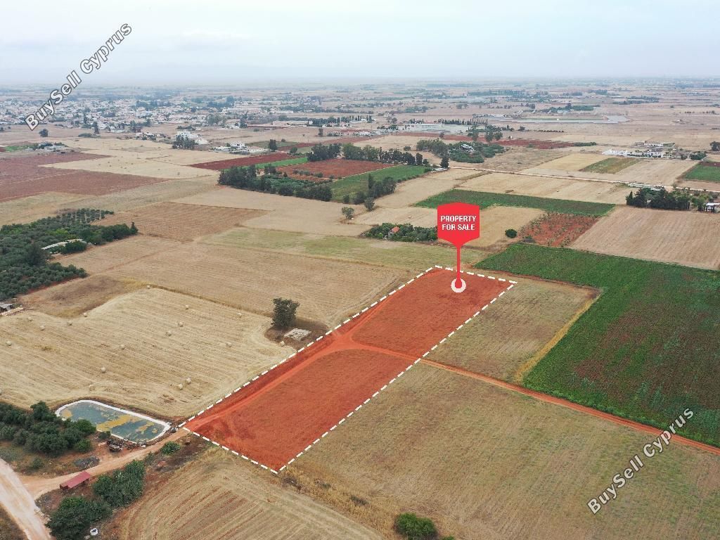 Property photo 1 of 8