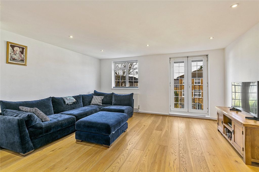 Property photo 3 of 9 Picture No. 04