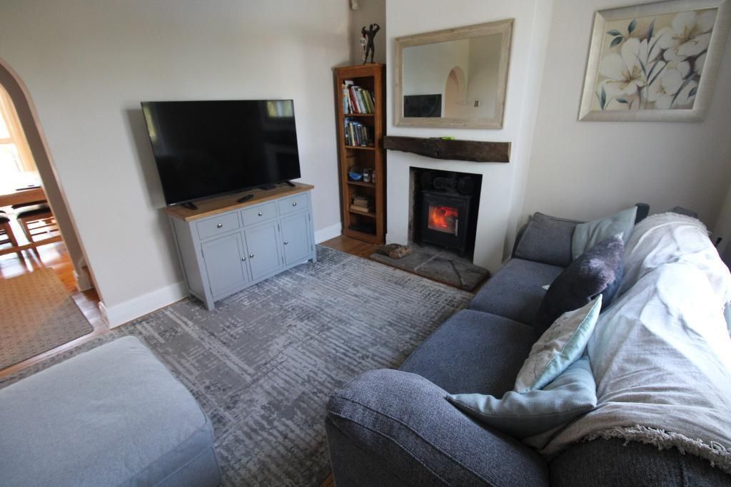 Property photo 2 of 11 Lounge.Jpg