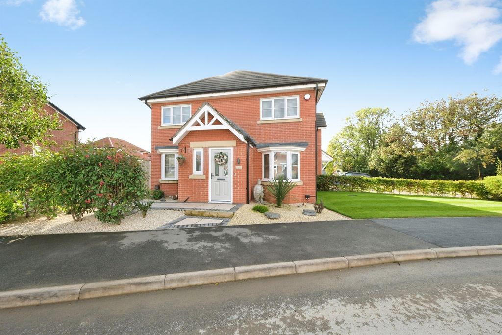 Property photo 1 of 21