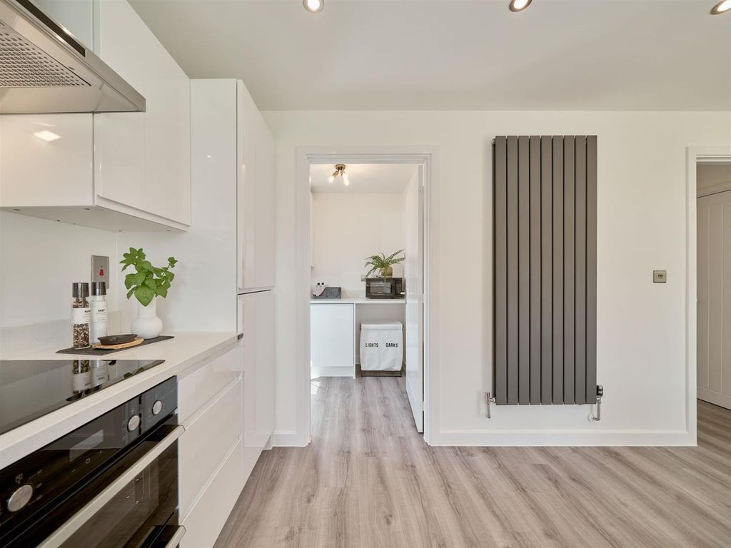 Property photo 3 of 11 3 Greenwood.Jpg