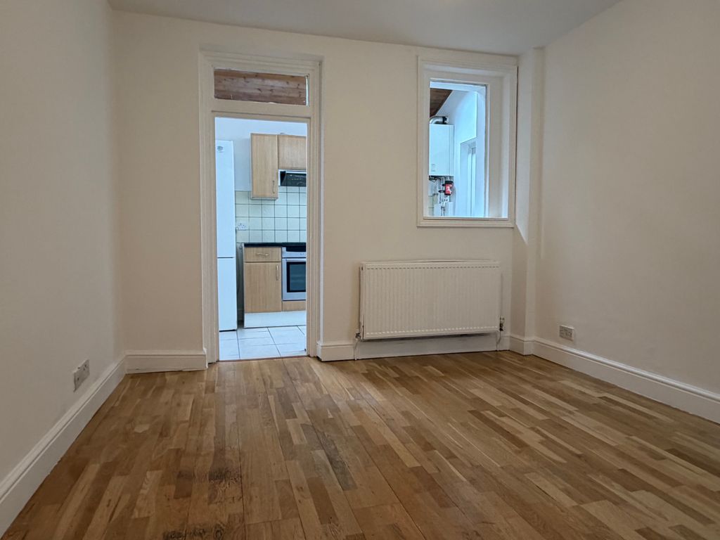 Property photo 1 of 4