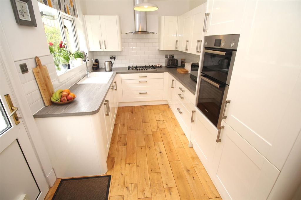 Property photo 3 of 27 Img_9853.Jpg