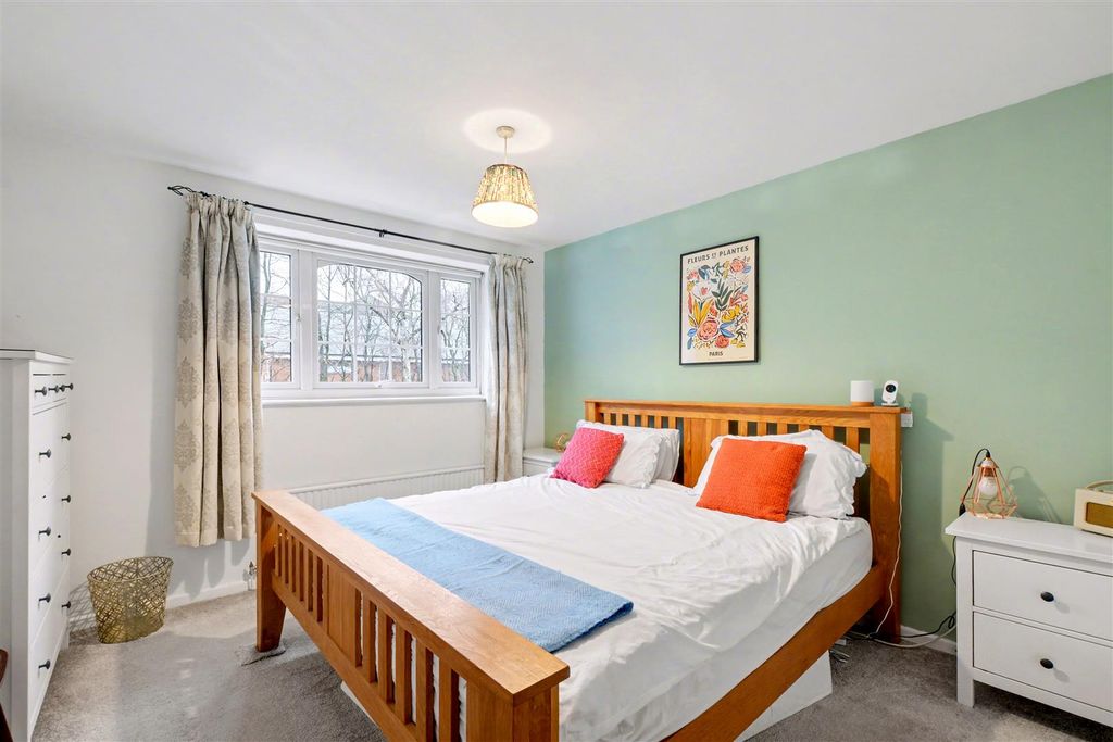 Additional image 11 of 3 bed property for saleThe Cloisters, Nottingham NG9