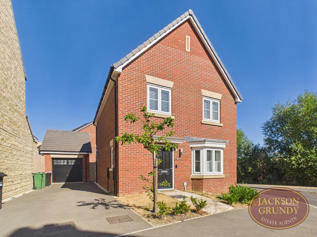 Property photo 1 of 20 Osier Way