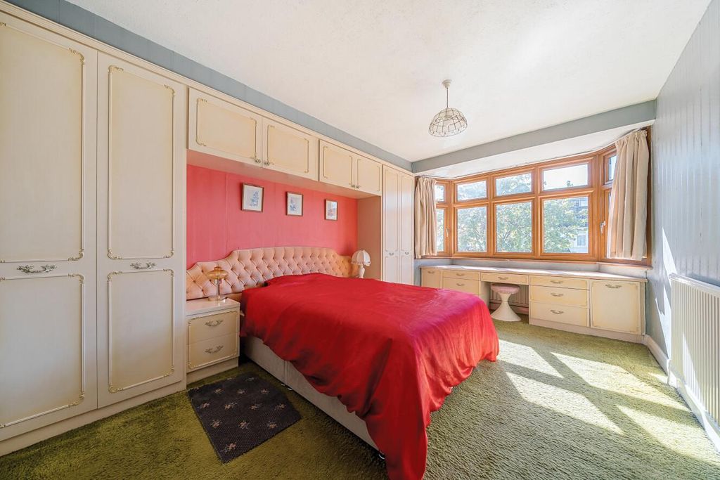 Property photo 3 of 12 Picture 3