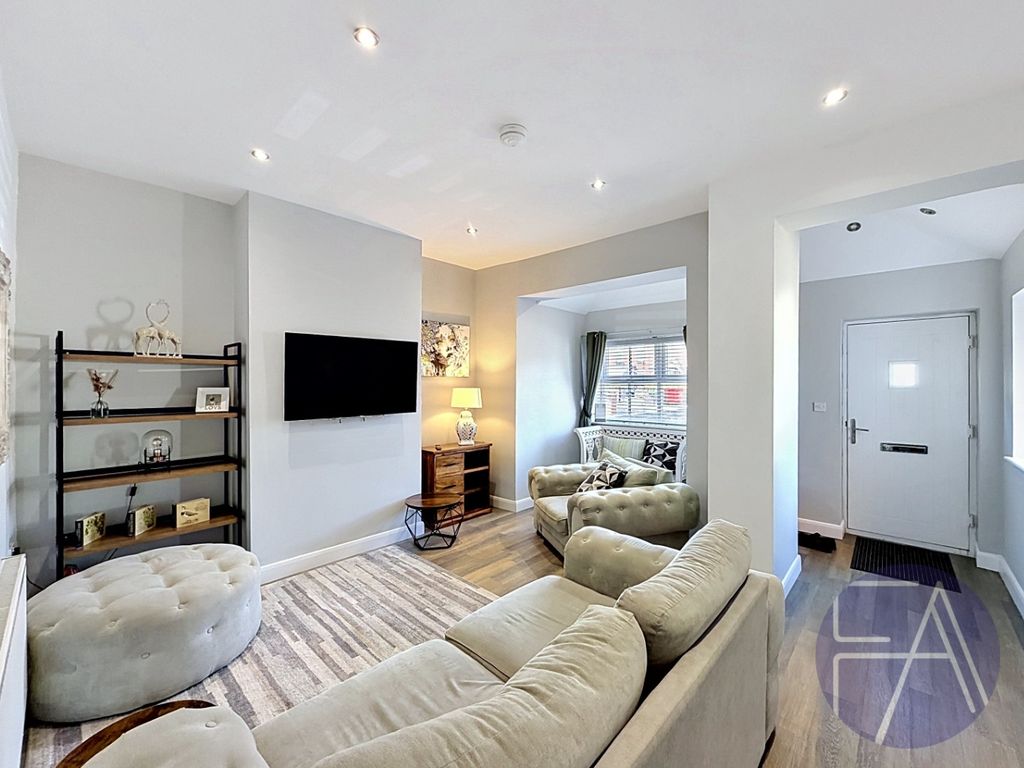 Property photo 3 of 10 5186103