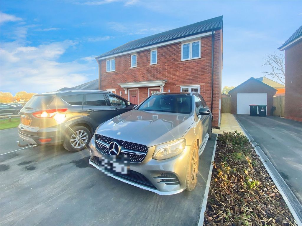 Property photo 1 of 11 Front