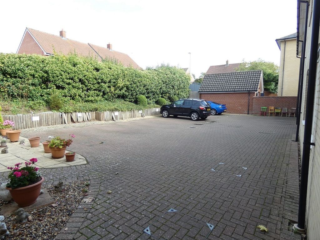 Property photo 3 of 8