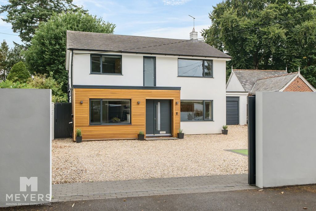 Property photo 3 of 24