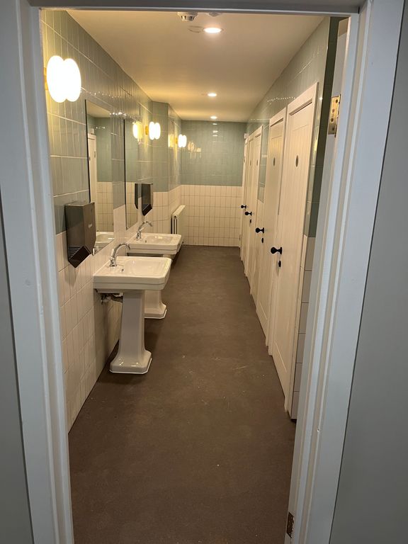 Property photo 3 of 5